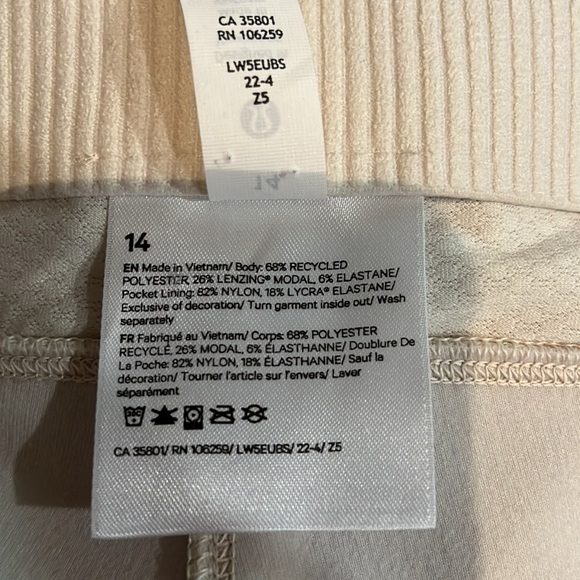 Brushed Softstreme Ribbed Zip Flared Pant 32.5" in
White Opal, size 14, NWT - Picture 14 of 16